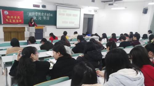 http://vbsadmin.ctbu.edu.cn/__local/0/F4/78/769E967F970EBBD429A414456CC_517D687B_EF2E.jpg